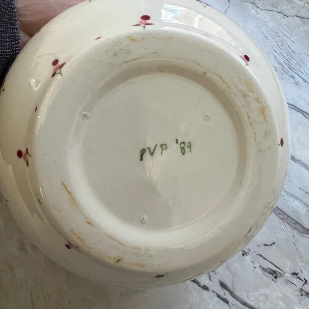 Sweet handpainted floral cache pot - Picture 3 of 6